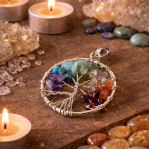 pendentif tressé arbre de vie 7 chakras