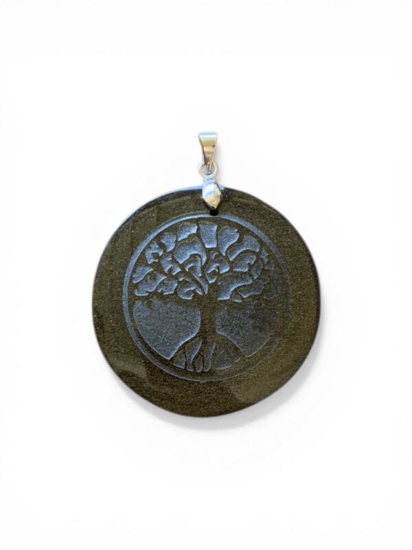 pendentif en obsidienne dorée gravé arbre de vie