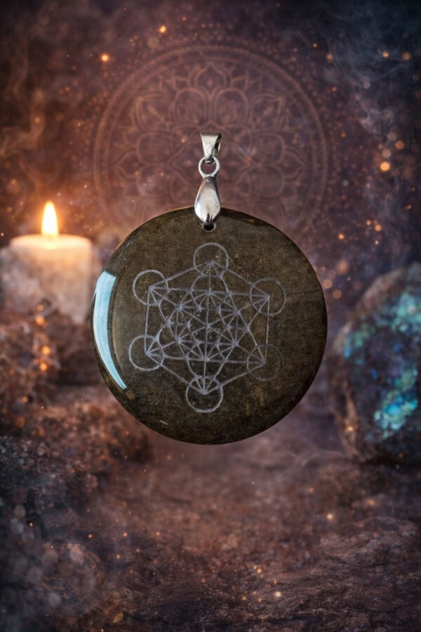 pendentif obsidienne dorée gravé métatron pendentif obsidienne dorée gravé métatron