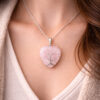collier coeur quartz rose arbre de vie
