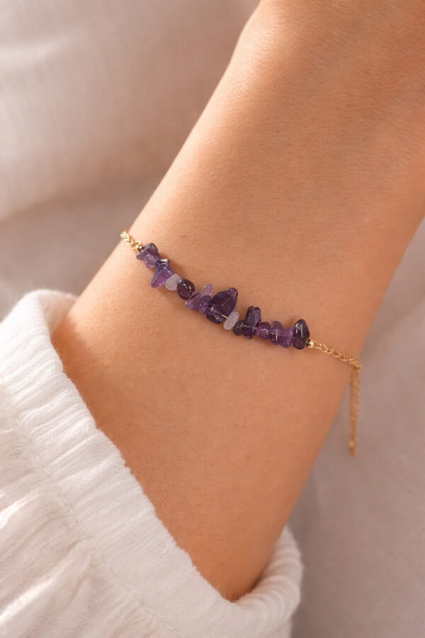 bracelet améthyste sur chaine élégante bracelet améthyste sur chaine élégante